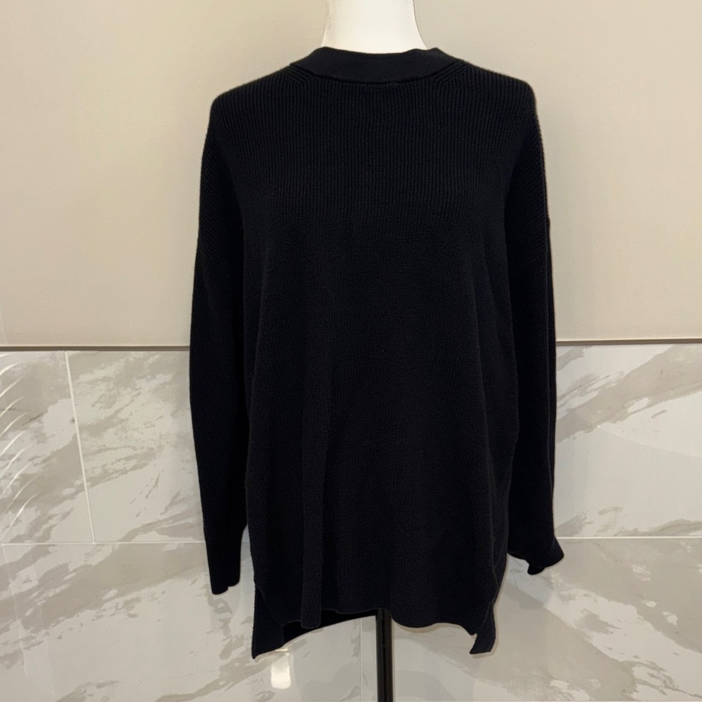 lululemon athletica Black Sweater